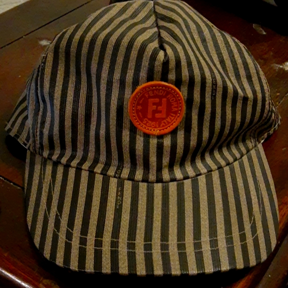 Fendi adjustment baseball hat